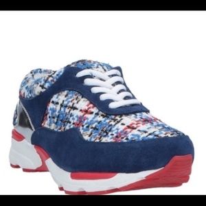 Gorgeous Jeffrey Campbell sneaker NEW IN BOX 💫